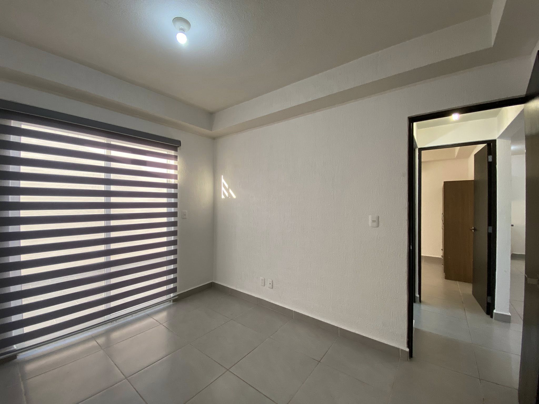 En renta departamento planta baja de 3 recamaras con amenidades en el poligono sur de cancún, en residencial izmal cancun.