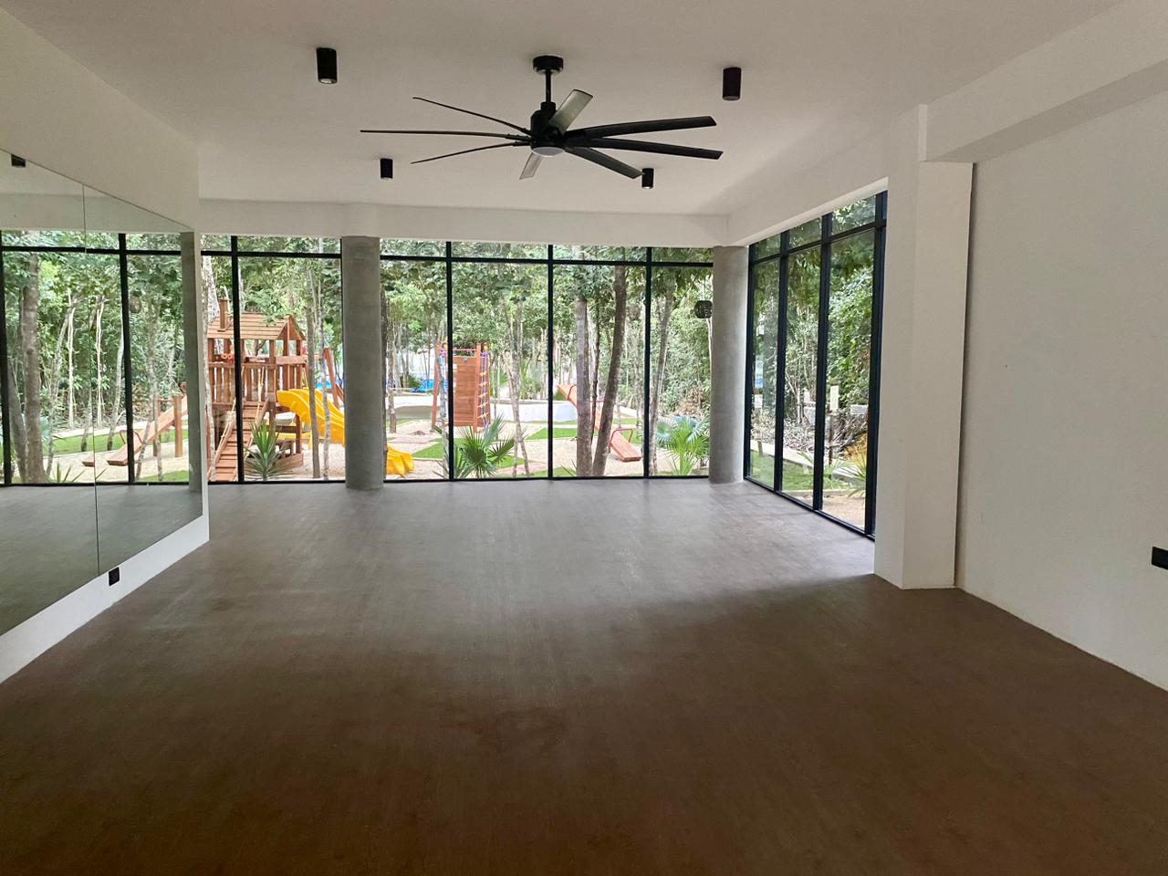 En venta terreno habitacional en residencial con amenidades en Cancún, ideal para un hogar en cancun