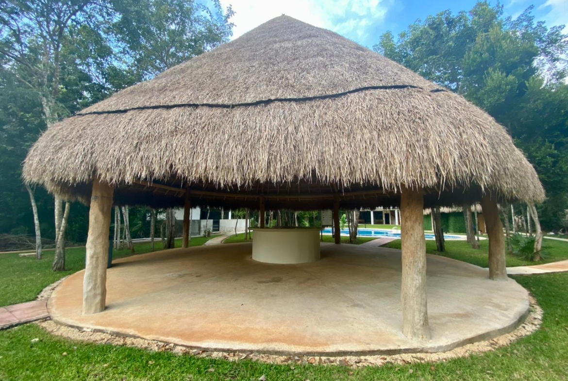 En venta terreno habitacional en residencial con amenidades en Cancún, ideal para un hogar en cancun