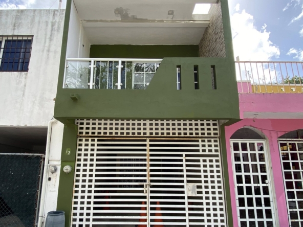 VENTA DE CASA EN ANDALUCIA CANCUN, UBICADA EN EL POLIGONO SUR DE CANCUN