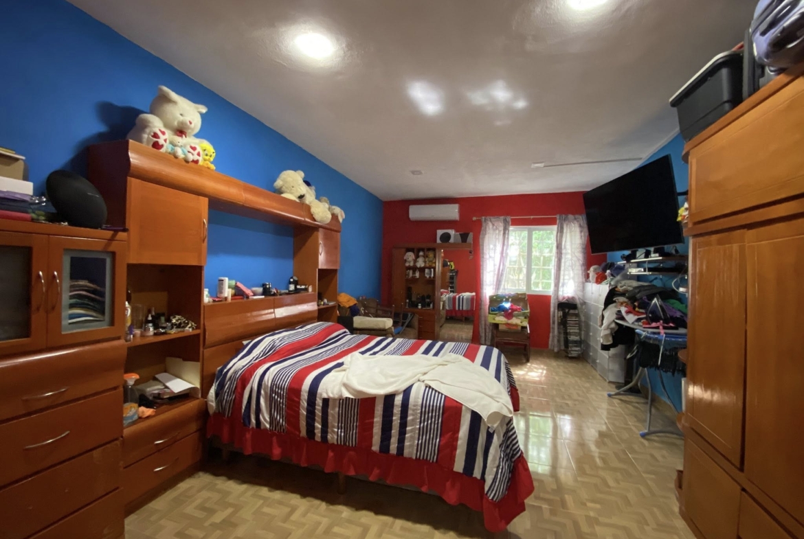 VENTA DE CASA EN ANDALUCIA CANCUN, UBICADA EN EL POLIGONO SUR DE CANCUN