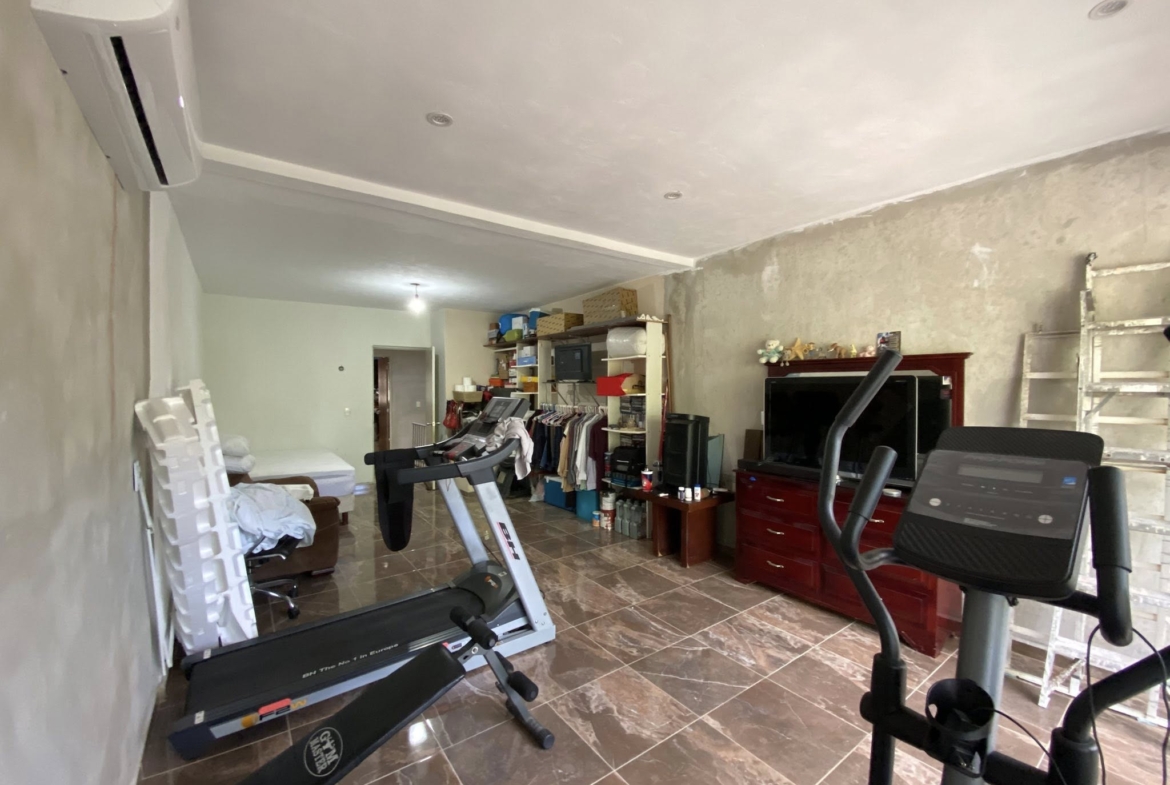 VENTA DE CASA EN ANDALUCIA CANCUN, UBICADA EN EL POLIGONO SUR DE CANCUN