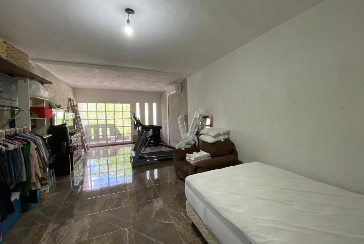 VENTA DE CASA EN ANDALUCIA CANCUN, UBICADA EN EL POLIGONO SUR DE CANCUN