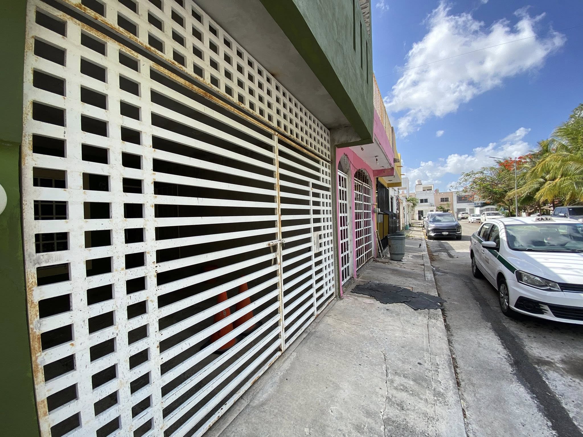 VENTA DE CASA EN ANDALUCIA CANCUN, UBICADA EN EL POLIGONO SUR DE CANCUN
