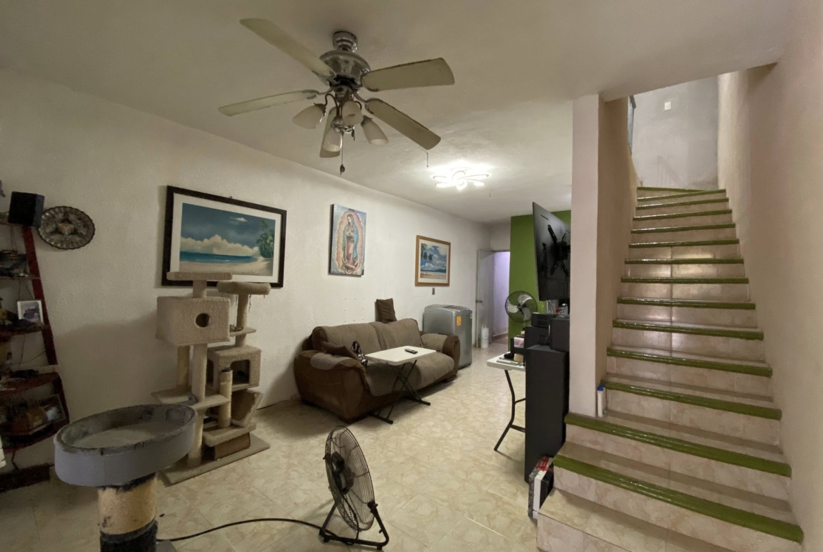 VENTA DE CASA EN ANDALUCIA CANCUN, UBICADA EN EL POLIGONO SUR DE CANCUN