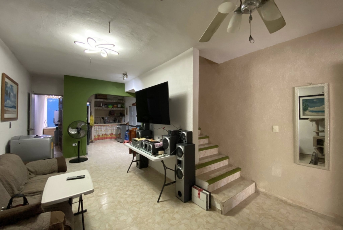VENTA DE CASA EN ANDALUCIA CANCUN, UBICADA EN EL POLIGONO SUR DE CANCUN