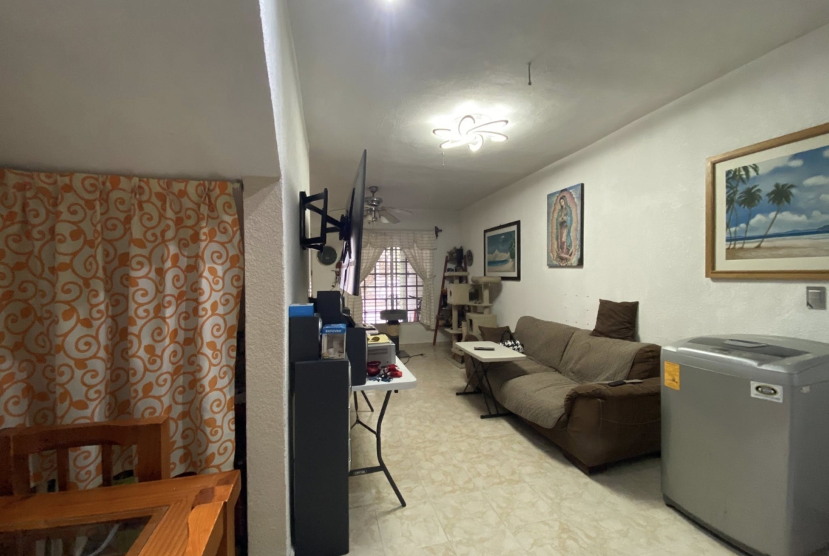 VENTA DE CASA EN ANDALUCIA CANCUN, UBICADA EN EL POLIGONO SUR DE CANCUN