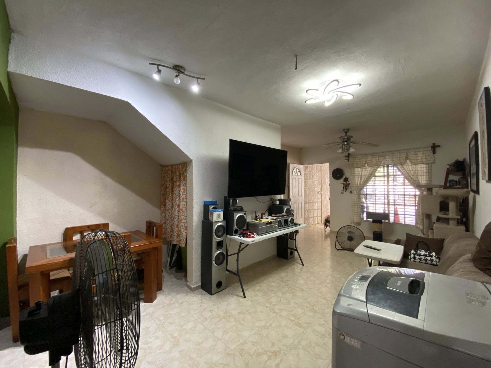 VENTA DE CASA EN ANDALUCIA CANCUN, UBICADA EN EL POLIGONO SUR DE CANCUN