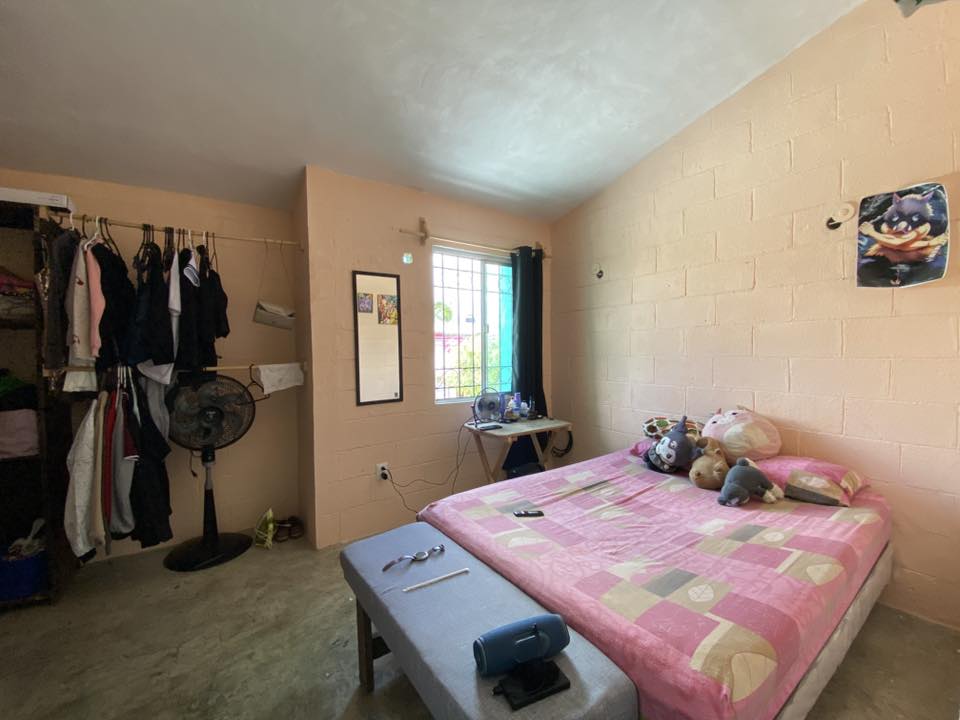 EN VENTA CASA DE 2 RECARAS EN TIERRA MAYA CANCUN, CASA EN ZONA SEGURA IDEAL PARA FAMILIAS CON CREDITO INFONAVIT O BANCARIO