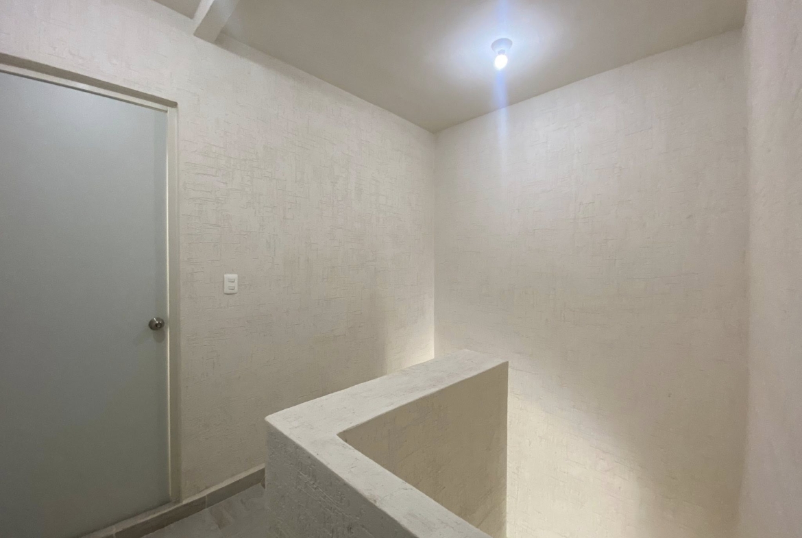 EN RENTA CASA AMUEBLADA EN CANCUN, EN PRIVADA CON ALBERCA Y AMENIDADES EN CANCUN. CASA EN RENTA CON MUEBLES EN CANCUN. CASA AMUEBLADA EN CANCUN