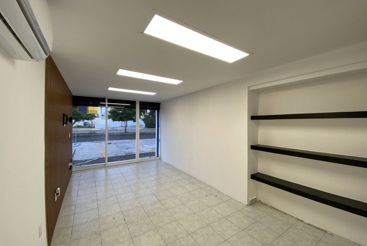 Recepción de una oficina en renta en Cancún