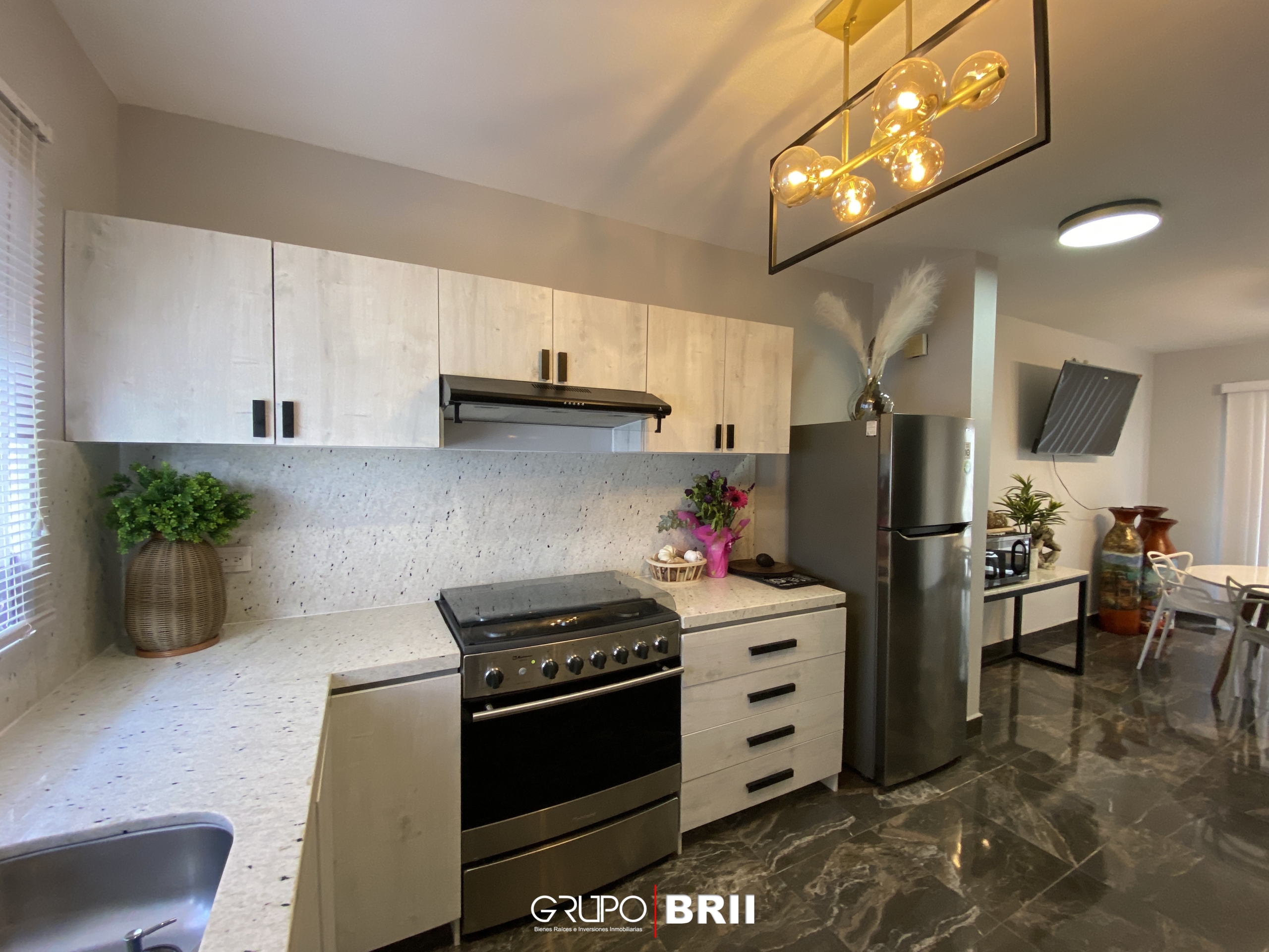 EN VENTA CASA EN CANCÚN. QUINTAS ALMENA. 3 RECÁMARAS. OPORTUNIDAD EN VENTA CANCÚN. OPORTUNIDAD DE INVERSIÓN. COCINA DE LUJO