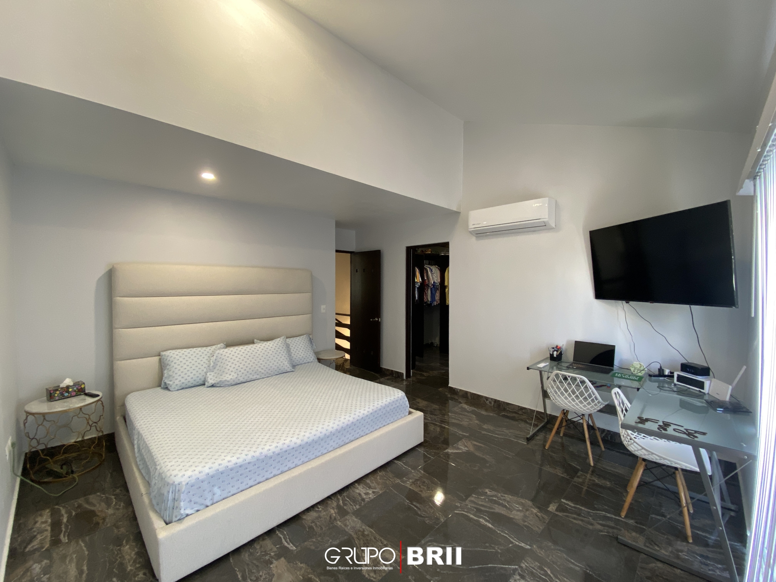 EN VENTA CASA EN CANCÚN. QUINTAS ALMENA. 3 RECÁMARAS. OPORTUNIDAD EN VENTA CANCÚN. OPORTUNIDAD DE INVERSIÓN. RECÁMARA PRINCIPAL DE GRAN TAMAÑO