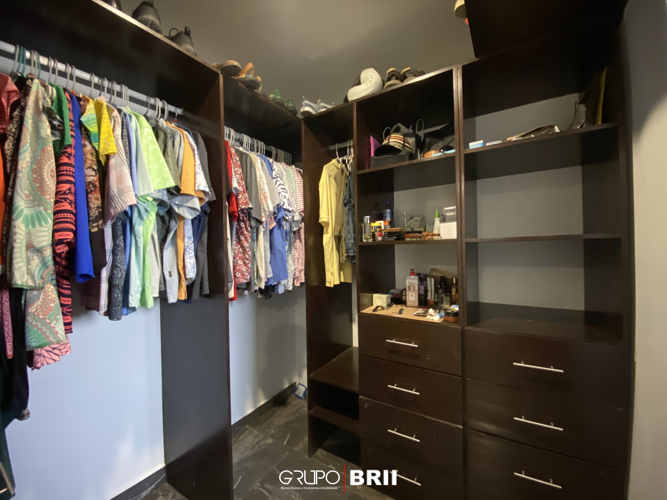 EN VENTA CASA EN CANCÚN. QUINTAS ALMENA. 3 RECÁMARAS. OPORTUNIDAD EN VENTA CANCÚN. OPORTUNIDAD DE INVERSIÓN. VESTIDOR DE RECAMARA PRINCIPAL