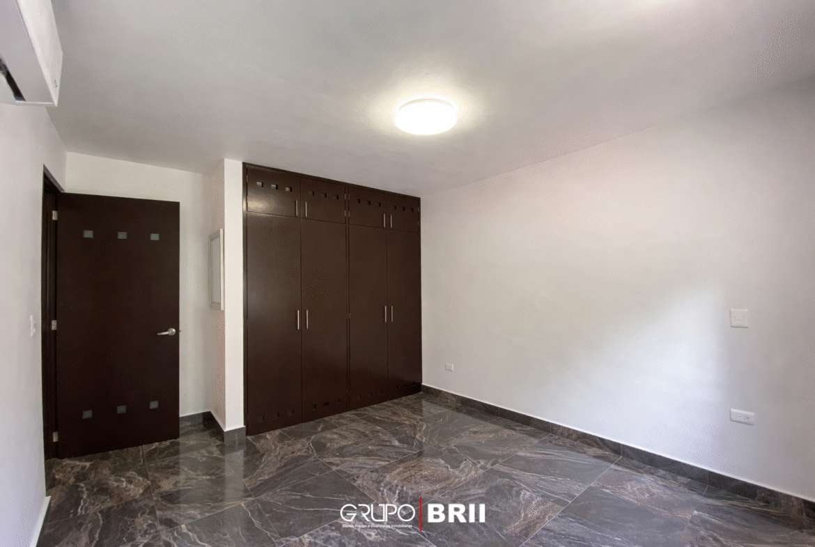 EN VENTA CASA EN CANCÚN. QUINTAS ALMENA. 3 RECÁMARAS. OPORTUNIDAD EN VENTA CANCÚN. OPORTUNIDAD DE INVERSIÓN. TERCERA RECAMARA CON CLOSET