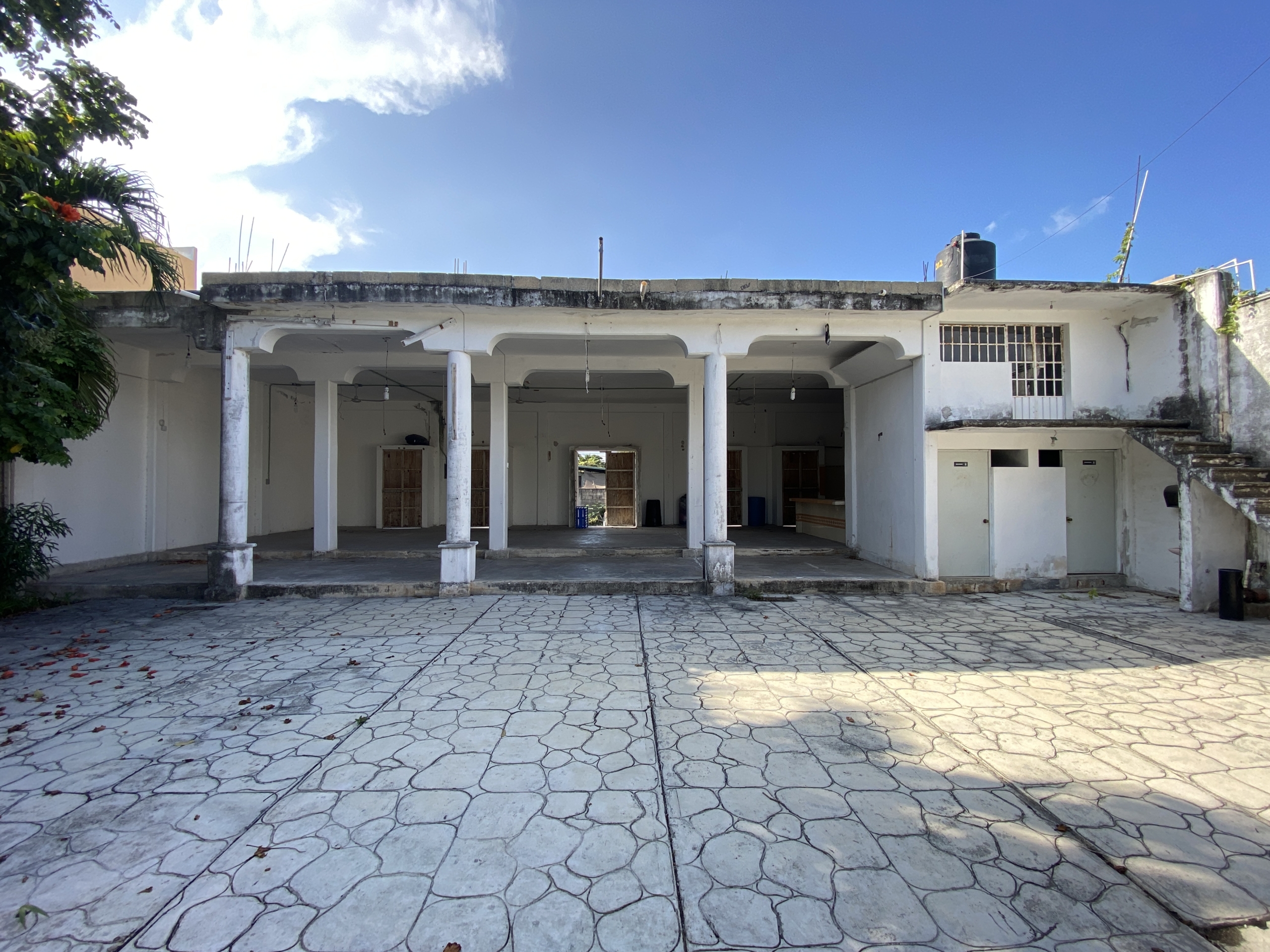 PROPIEDAD COMERCIAL EN VENTA EN CANCÚN. PROPIEDAD CON POTENCIAL