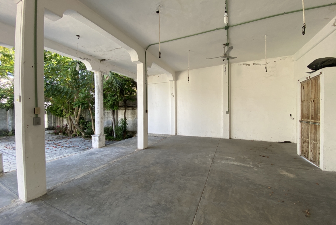 PROPIEDAD COMERCIAL EN VENTA EN CANCÚN. VISTA INTERIOR 2